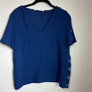 Amanda Uprichard Short Sleeve Blouse Shirt Blue Gold Button Detail V-Neck Medium
